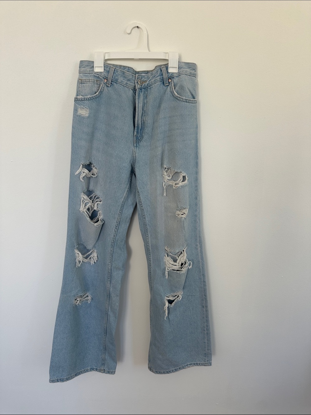 Light Blue Distressed Women’s Jeans